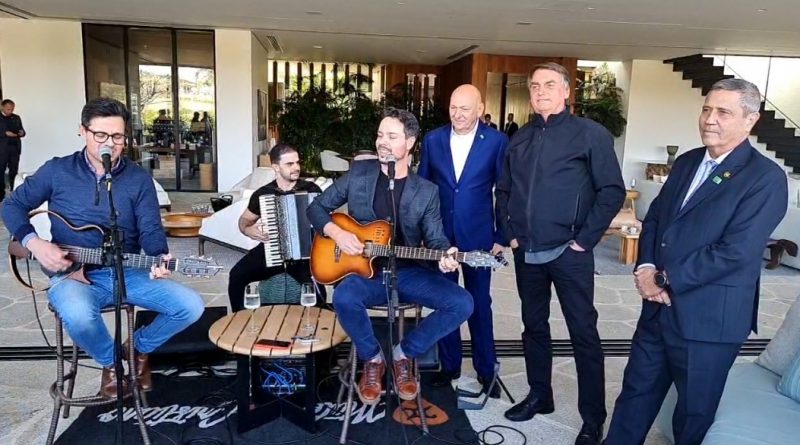 Sertanejos apresentam música sobre Bolsonaro