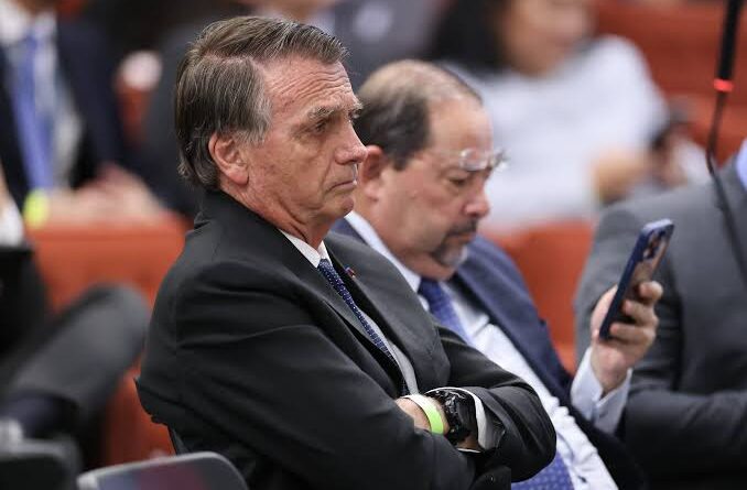 PGR pede que Bolsonaro e mais sete sejam condenados por golpe