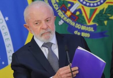 Oposição pede CPI para apurar financiamento público a influenciadores pró-Lula