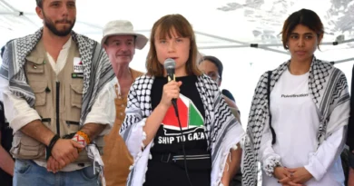 “Drone” atinge barco onde Greta e brasileiro viajam rumo à Gaza