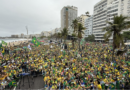 Apoiadores de Bolsonaro se reúnem em Copacabana para pedir anistia; confira imagens