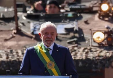 Governo de Lula repudia “ameaças” de uso de força militar dos EUA contra o Brasil