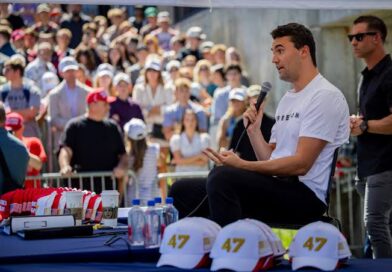 FBI diz que achou rifle que teria sido usado para matar Charlie Kirk