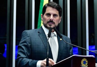 Confira a revelação de Marcos do Val sobre o voto de Fux no STF
