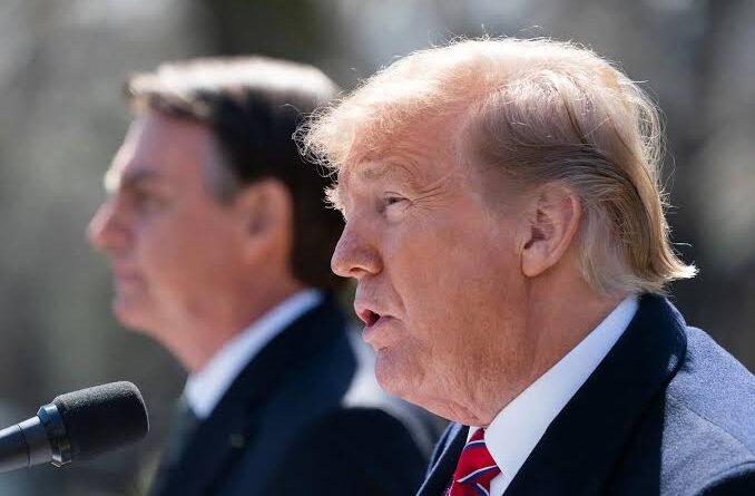 Trump se manifesta sobre condenação de Bolsonaro