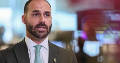 Eduardo Bolsonaro diz que EUA pode enviar caças ao Brasil no futuro