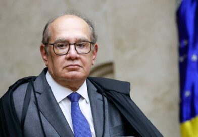 Gilmar Mendes ataca voto de Fux sobre Bolsonaro