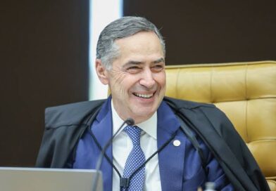 Barroso pede análise sobre aborto no STF antes de sair da Corte