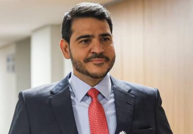 Presidente da CPMI do INSS pautará convocação de Messias Presidente da CPMI do INSS pautará convocação de Messias