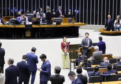 Projeto de anistia não entra na pauta do dia na Câmara Projeto de anistia não entra na pauta do dia na Câmara