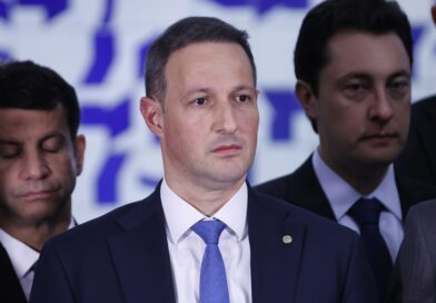 Derrite rebate críticas da esquerda ao PL Antifacção