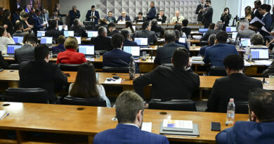 CPMI do INSS rejeita convocação de Lulinha em meio a denúncias de mesada CPMI do INSS rejeita convocação de Lulinha em meio a denúncias de mesada