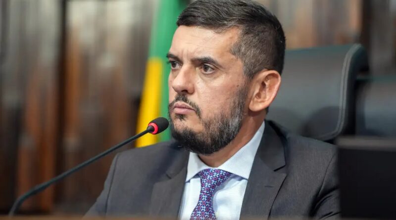 Polícia Federal diz que vazamento teria possível objetivo de manter relação de políticos com CV