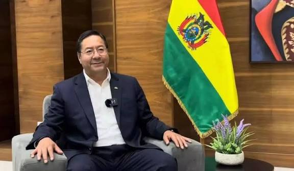 Ex-presidente da Bolívia é preso sob suspeita de corrupção Ex-presidente da Bolívia é preso sob suspeita de corrupção