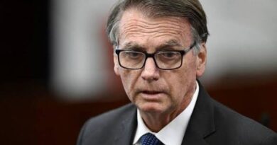 Perícia diz que Bolsonaro deve ser operado o ‘mais breve possível’