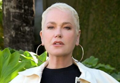 Xuxa é internada e passa por cirurgia; confira boletim médico Xuxa é internada e passa por cirurgia; confira boletim médico