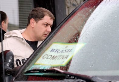 Novo pede tornozeleira e retenção de passaporte de Lulinha ao STF