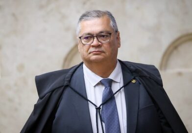 Dino proíbe emendas parlamentares para ONGs ligadas a parentes de deputados e senadores