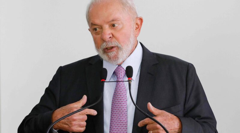 PT quer veto de impulsionamento de posts críticos a governos