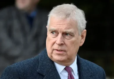 Caso Epstein: ex-príncipe Andrew é solto após 11 horas sob custódia