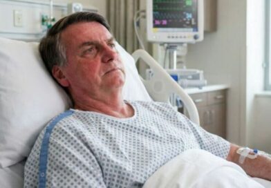 Bolsonaro tem boa evolução, mas continua sem previsão de alta